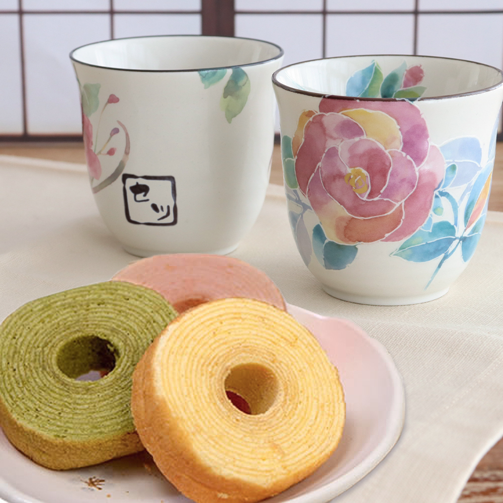 お名前が入ったオリジナル湯呑みと
優しい甘さのスイーツで至福のひとときを