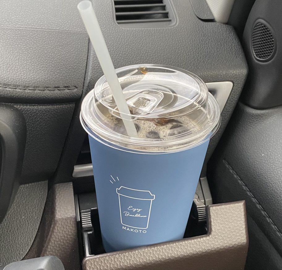 車のカップホルダーにもピッタリ！