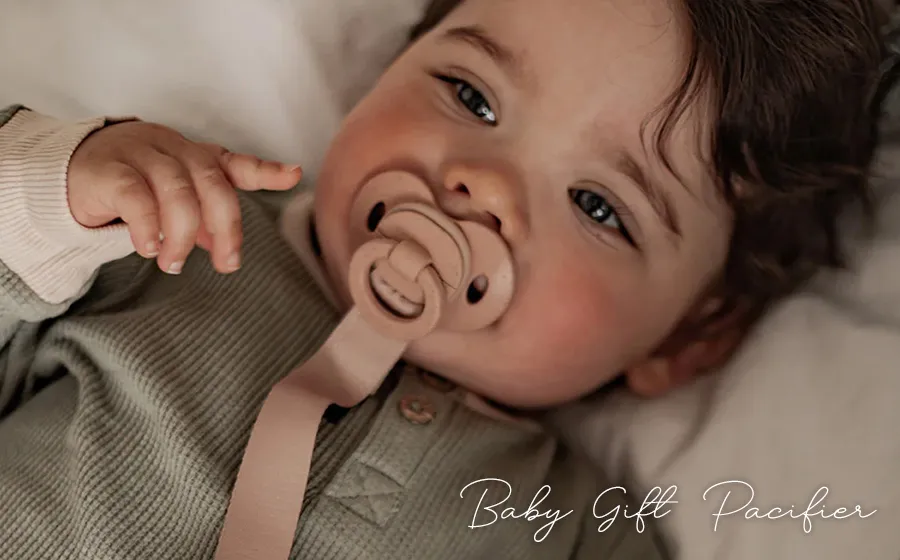 おしゃぶり(出産祝いギフト)