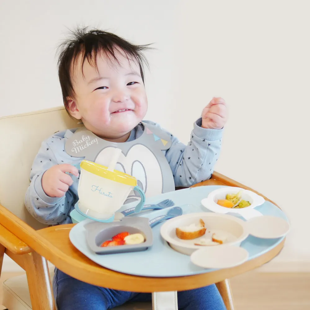 【出産祝い ベビー食器】ミッキー・ミニー アイコンランチプレート+お食事スタイセット+アクリア名前入りストローマグ ディズニー好きママに
絶対喜ばれるベビー食器セット