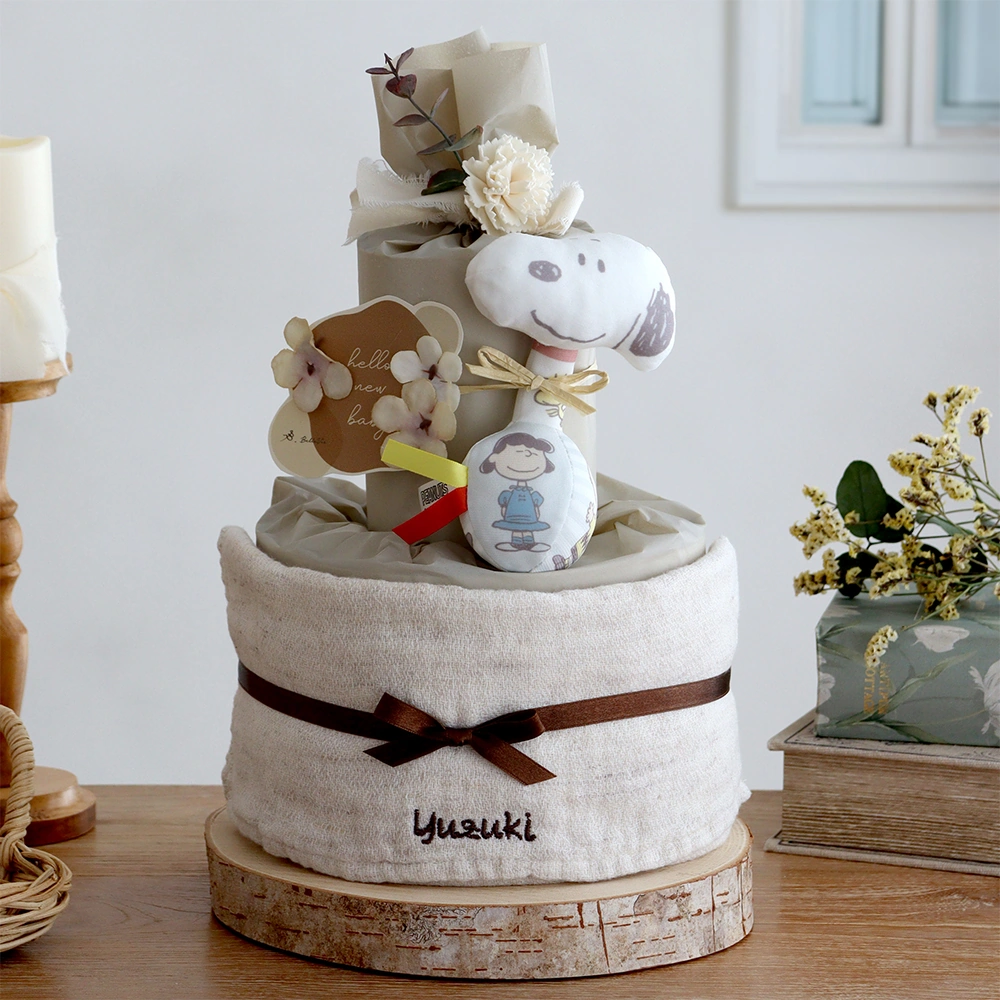 出産祝い】スヌーピー（snoopy）にぎにぎラトルおむつケーキ｜ベルビー