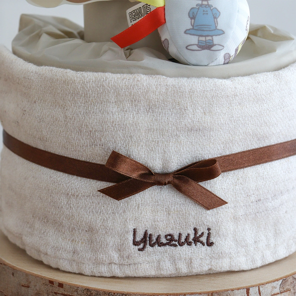 スヌーピー（snoopy）にぎにぎラトルおむつケーキ 