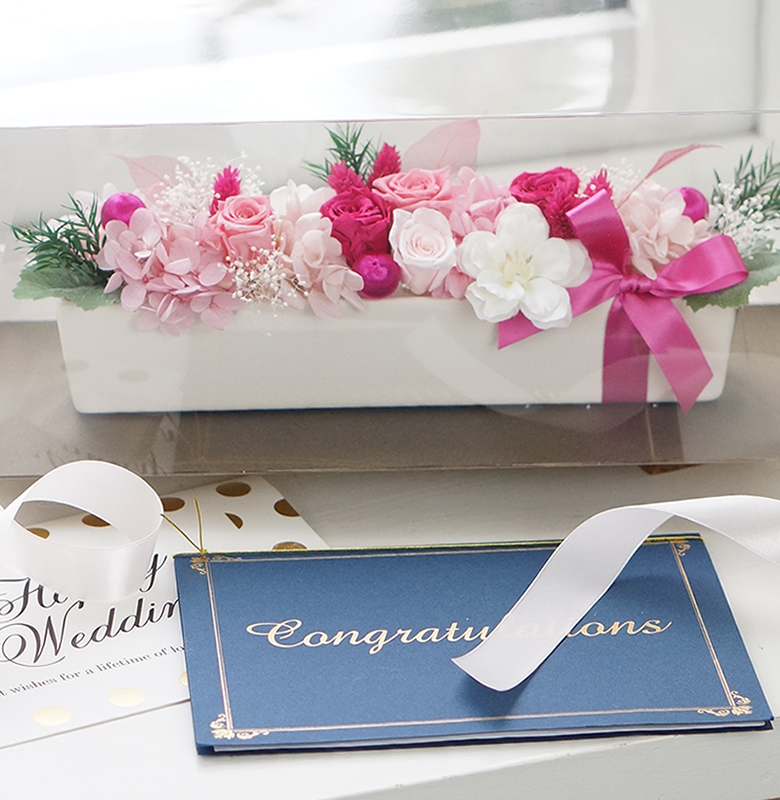 【電報 結婚式】ハッピーギフト電報プリザーブドフラワー トリッシュ(ケース付き)