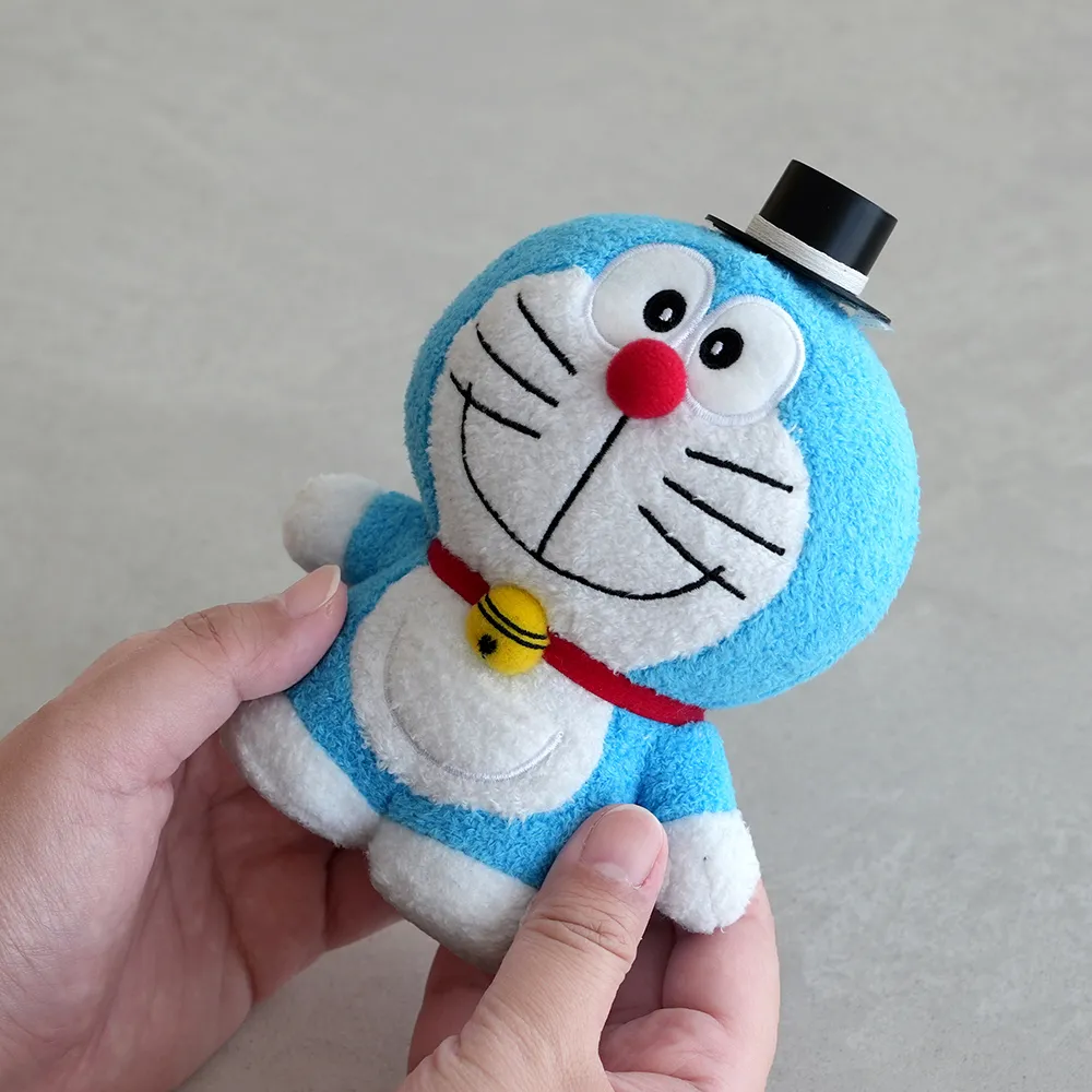 【結婚式 電報 ギフト】ドラえもんウェディングドールバスケット　ぬいぐるみのサイズ感