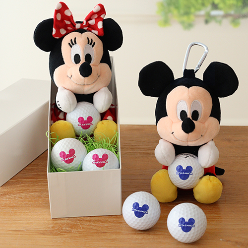 名入れゴルフボール3個付き 選べるミッキーorミニー抱きぬいぐるみポーチセット