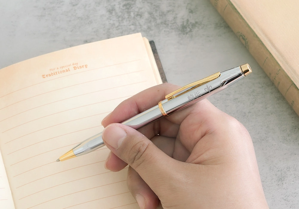 毎日使いたい　なめらかな書き味