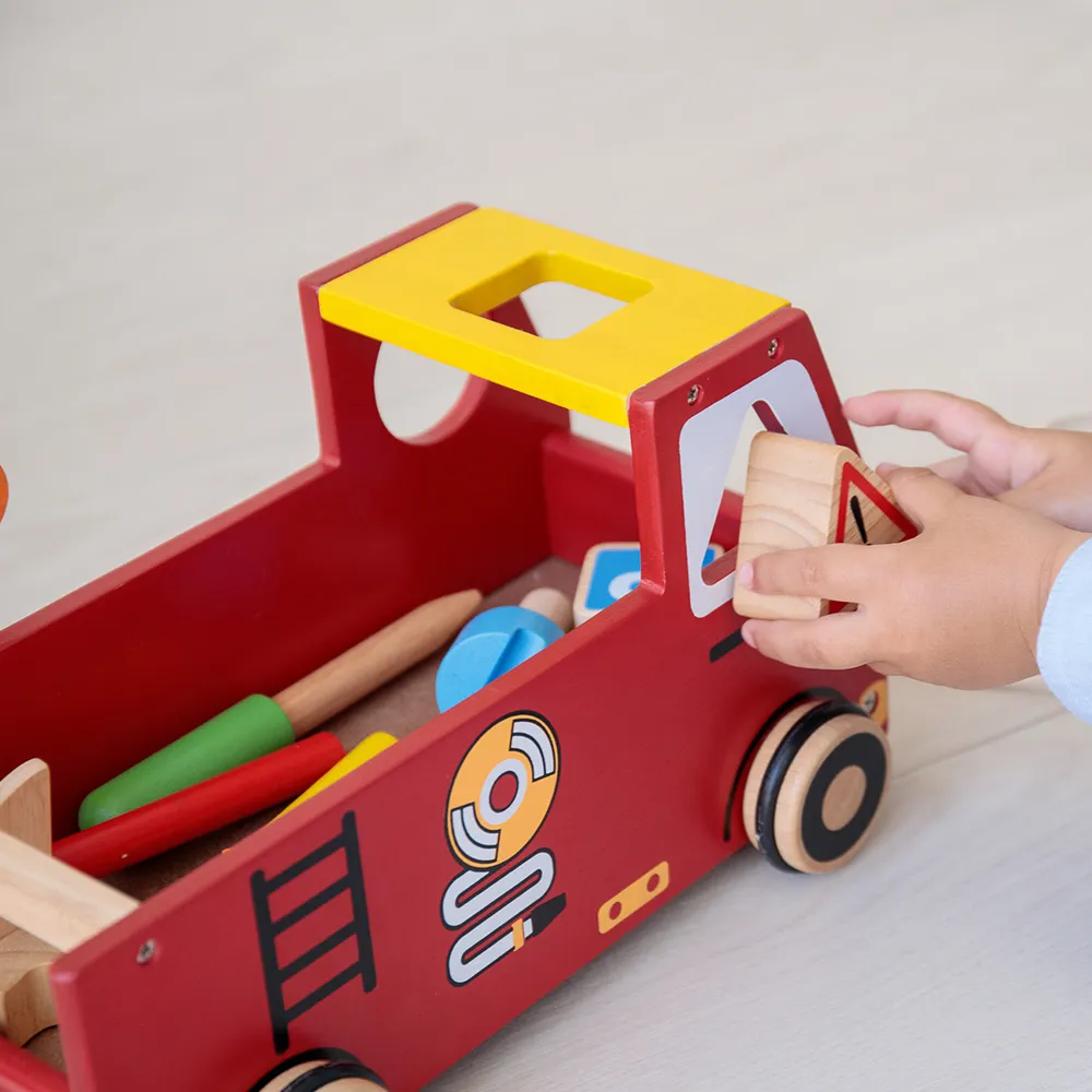 【名入れ 知育玩具】アクティブ消防車 ＜ 2歳 3歳 ＞ I’ｍ TOY（アイムトイ）