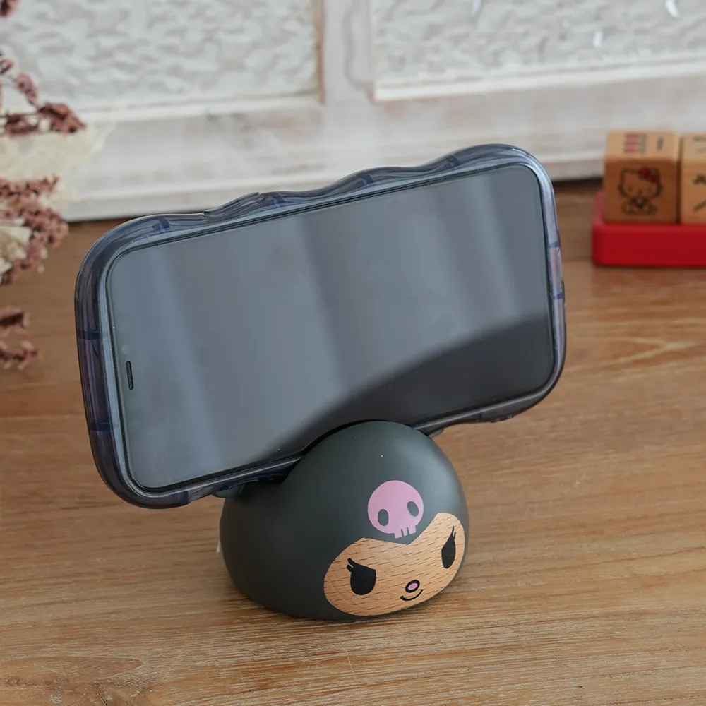 サンリオ 木製スマホスタンド ハローキティ マイメロディ クロミ