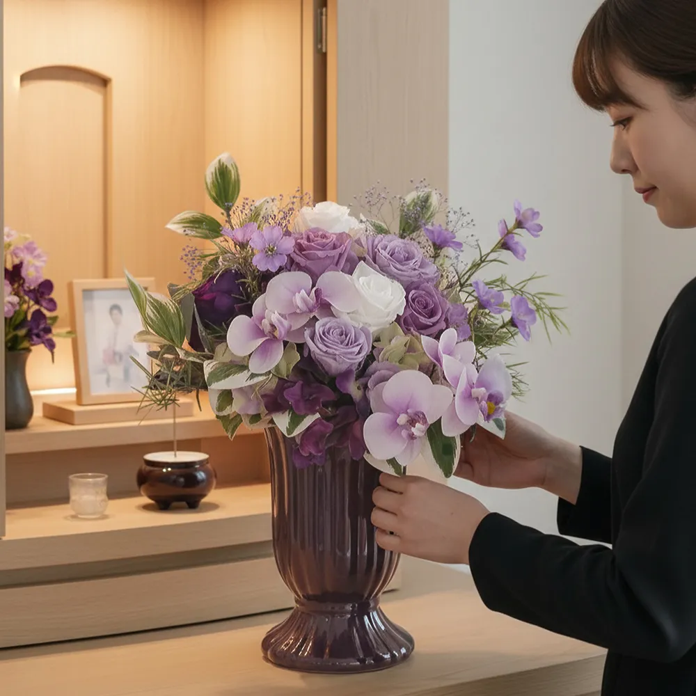 プリザーブドフラワー 仏花 お供え花 陽紫（ひさき）花器付｜ベルビー